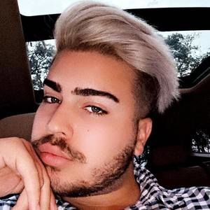 Meet your Posher, Austin